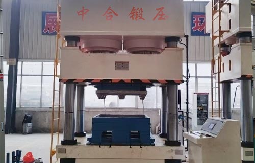 1600噸木屑托盤成型液壓機多少錢？